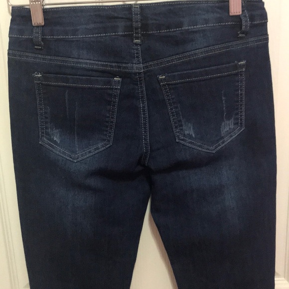 NWOT Wax Distressed Jeans - Picture 4 of 6